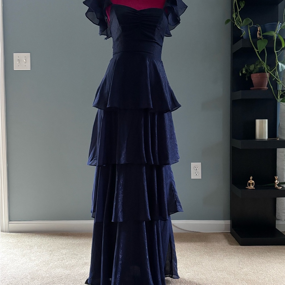 Elegant Navy Blue Tiered Evening Dress